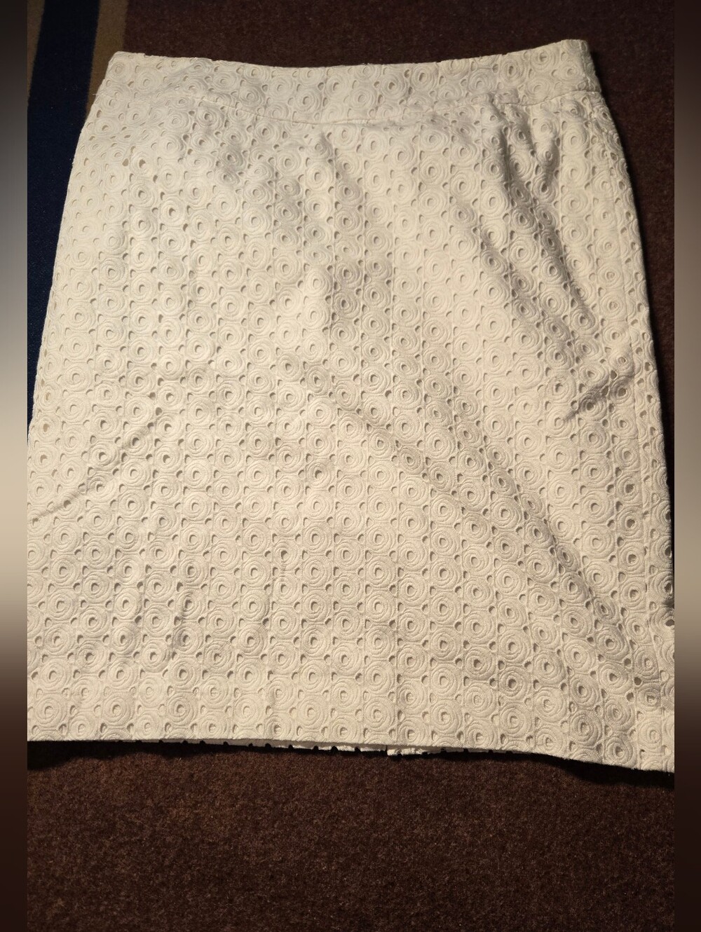 Talbots Ivory Eyelet Pencil Skirt Measuring At 34in Waist Lined Cotton